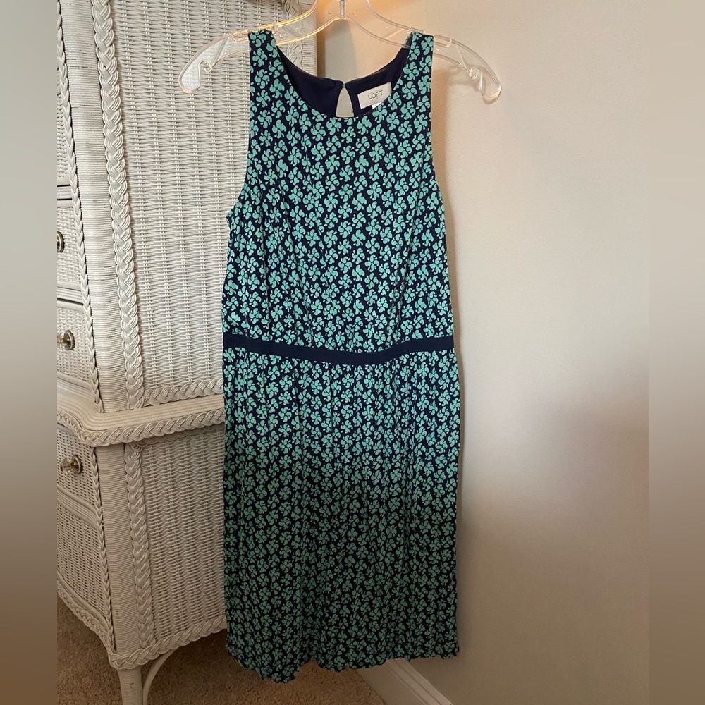 LOFT size Medium dress! Rayon blend!